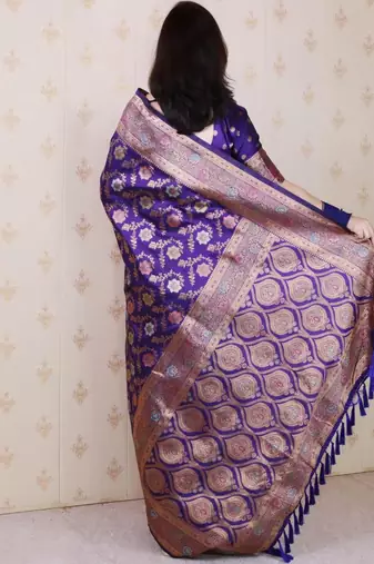 Violet woven design zari silk blend banarasi saree