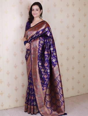 Violet woven design zari silk blend banarasi saree 4