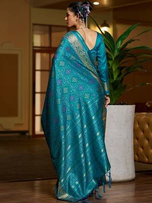 Teal floral zari silk blend designer patola saree 3