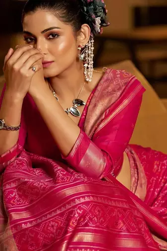 Pink woven design zari silk blend designer patola saree