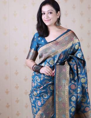 Blue floral woven design zari banarasi saree 4