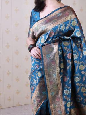 Blue floral woven design zari banarasi saree 5