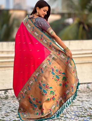 Pink ethnic motifs zari silk blend handloom paithani saree 5