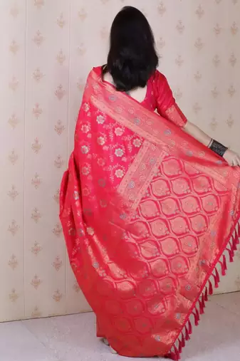 Pink woven design zari silk blend banarasi saree