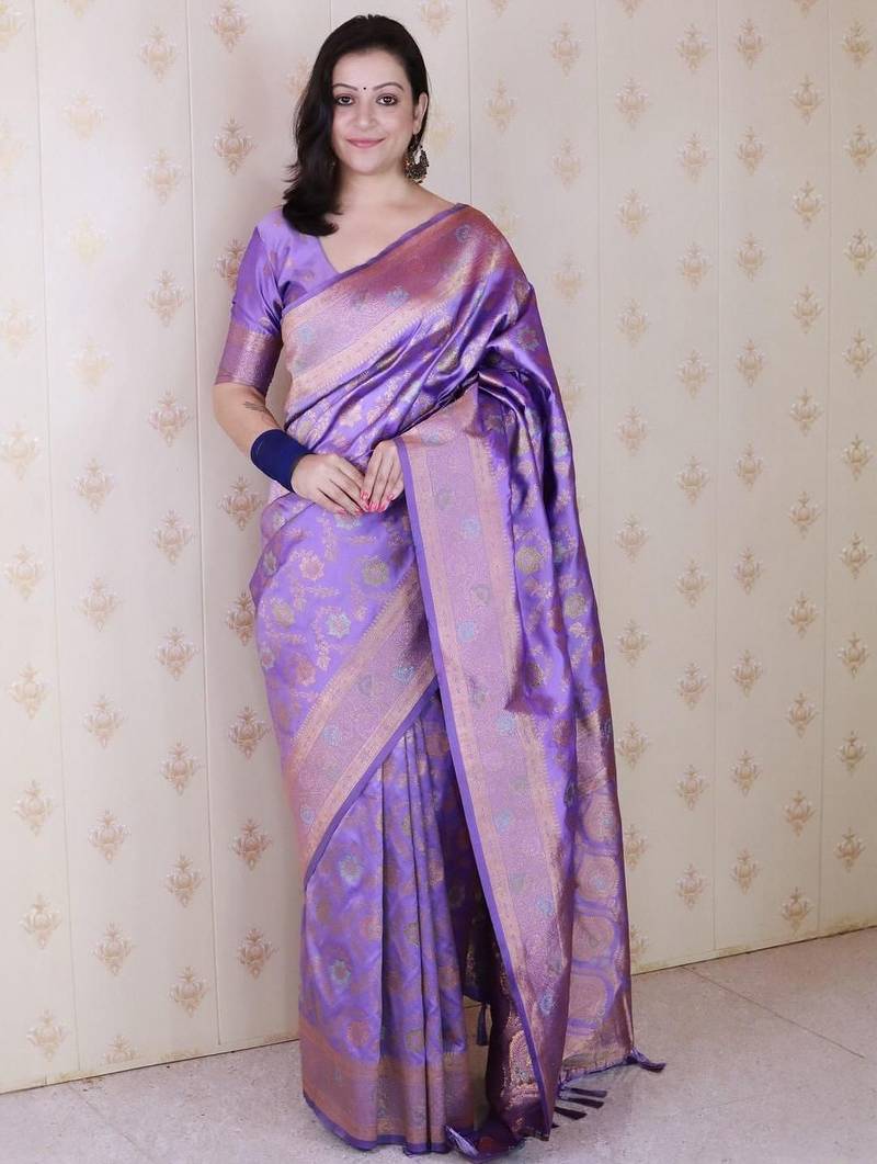 Lavender woven design zari silk blend banarasi saree