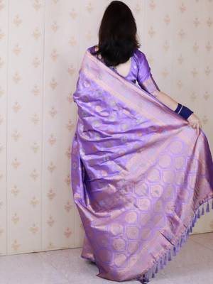 Lavender woven design zari silk blend banarasi saree 2