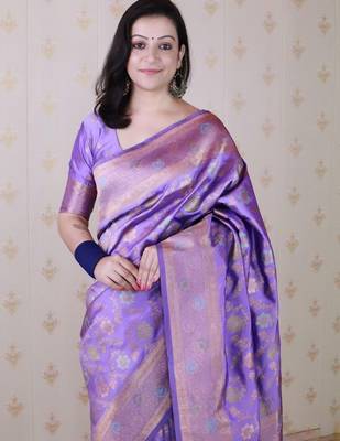 Lavender woven design zari silk blend banarasi saree 4