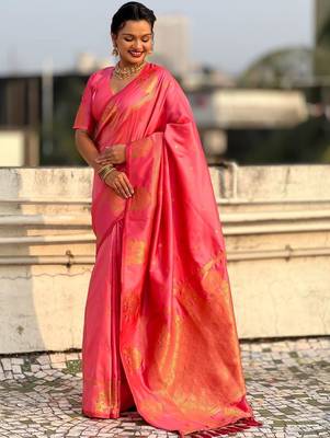 Pink woven design zari silk blend handloom saree 1