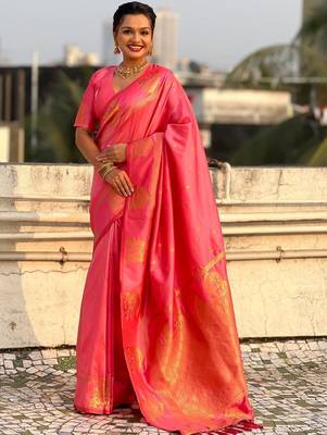 Pink woven design zari silk blend handloom saree 2