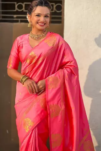 Pink woven design zari silk blend handloom saree