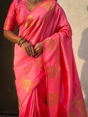Pink woven design zari silk blend handloom saree 5