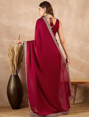 Maroon embroidered border banarasi saree 3