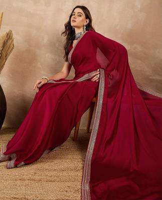 Maroon embroidered border banarasi saree 5