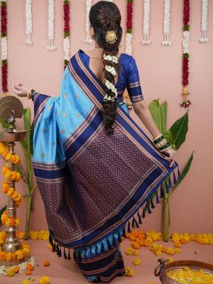 Blue woven design zari silk blend banarasi saree 3