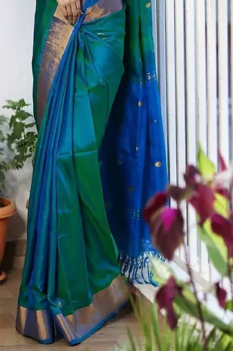 Blue woven design zari kanjeevaram saree