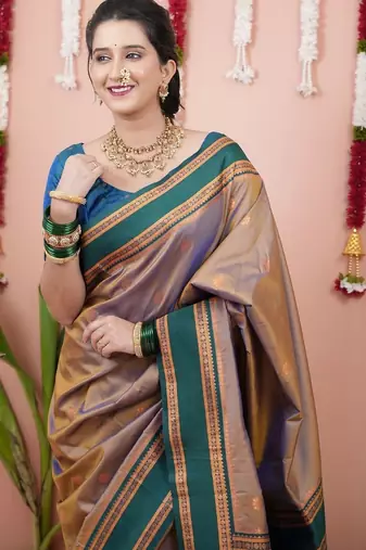 Gold woven design zari silk blend banarasi saree