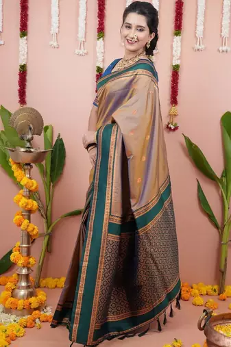 Gold woven design zari silk blend banarasi saree