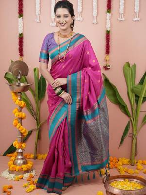 Pink ethnic motifs zari silk blend banarasi saree 5