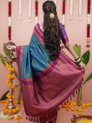 Green woven design zari silk blend banarasi saree 3