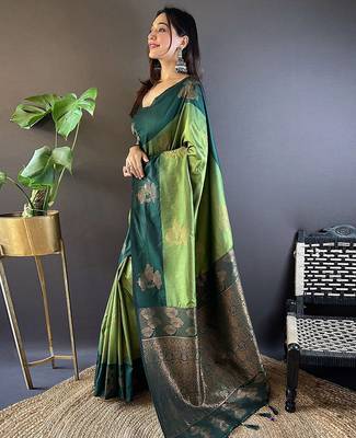 Green woven design zari kanjeevaram saree 2