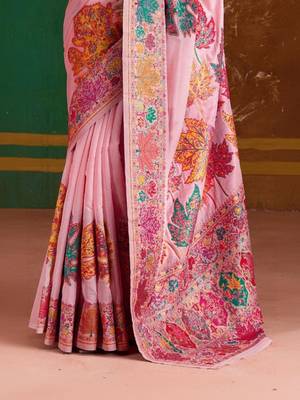 Pink floral silk blend banarasi saree 3