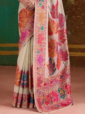Off white floral silk blend banarasi saree 3