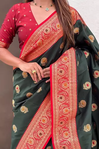 Green woven design zari kanjeevaram saree