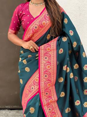Blue ethnic motifs woven design zari kanjeevaram saree 5