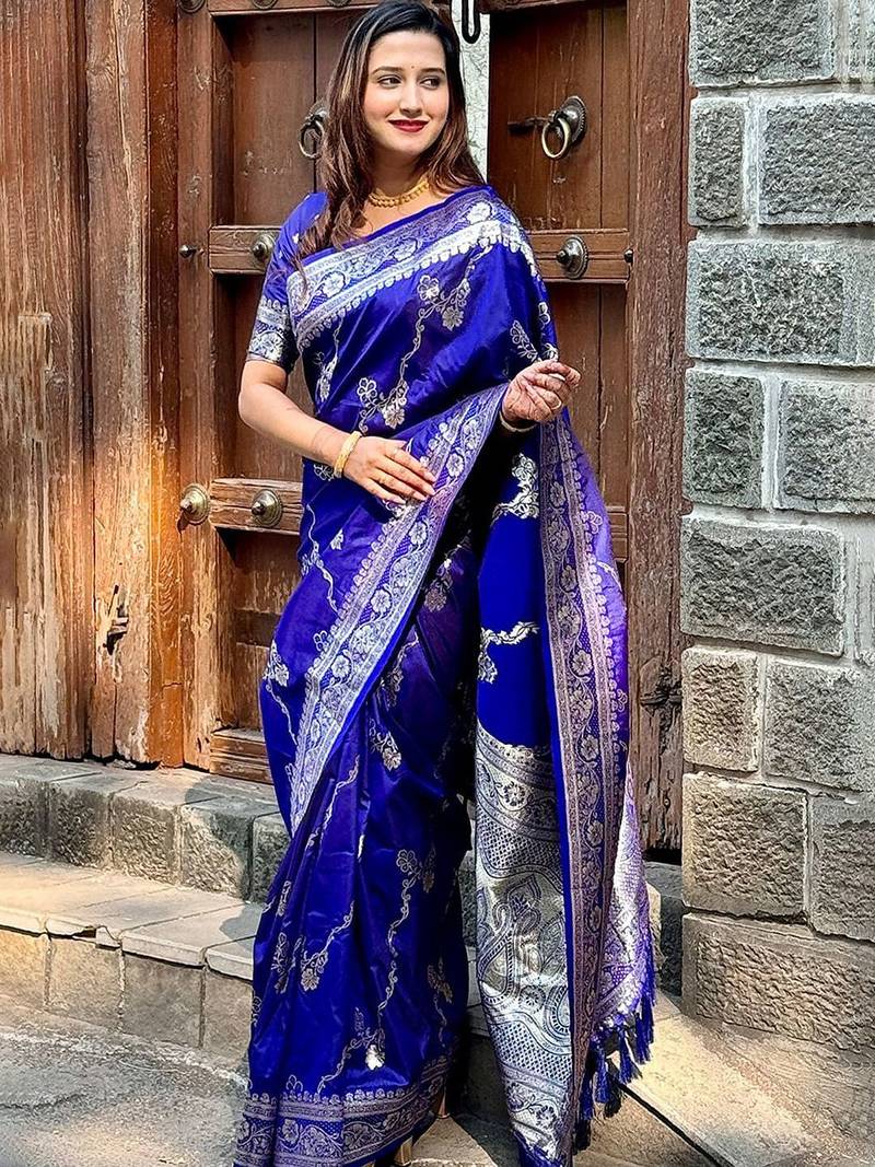 Violet woven design zari silk blend banarasi saree