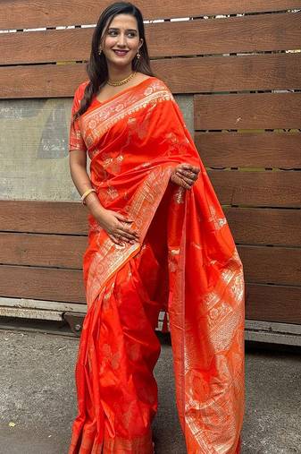 Red woven design zari silk blend banarasi saree