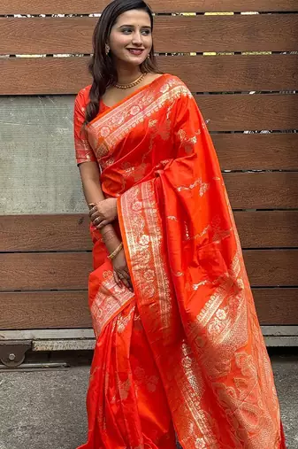 Red woven design zari silk blend banarasi saree