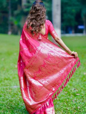 Pink woven design zari silk blend banarasi saree 2