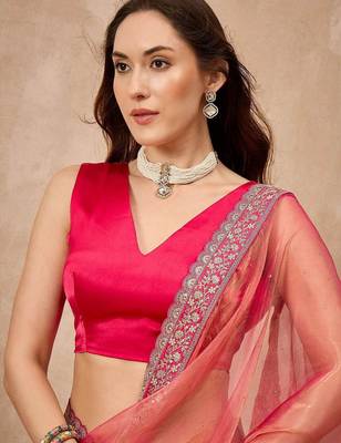 Pink mukaish organza saree with embellished border 5