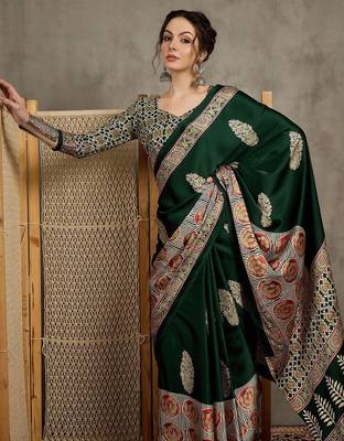 Green women floral ajrak  crepe block print saree 3