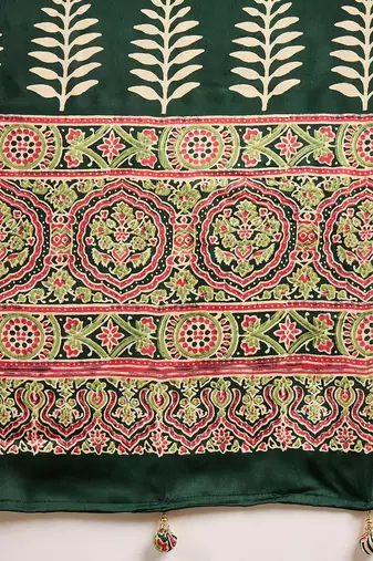 Green women floral ajrak  crepe block print saree