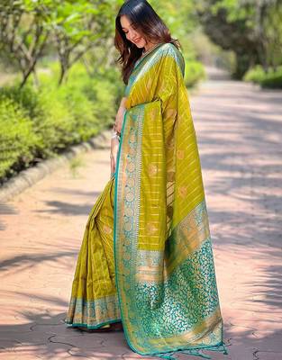 Olive ethnic motifs silk blend banarasi saree 2