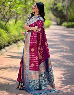 Magenta woven design zari silk blend banarasi saree 2