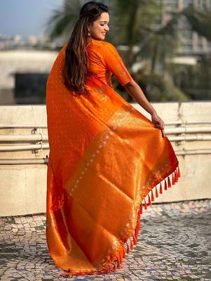 Orange woven design zari kanjeevaram saree 4