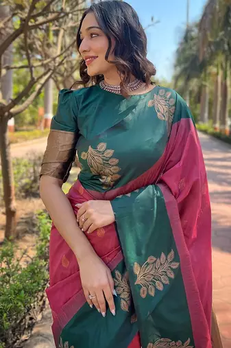 Pink woven design silk blend banarasi saree