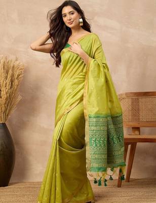 Lime woven design zari silk cotton designer banarasi saree 3