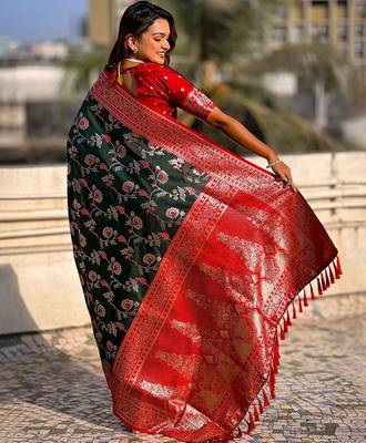 Green woven design zari  banarasi saree 2