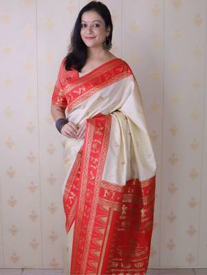 Off white ethnic motifs zari silk blend banarasi saree 2