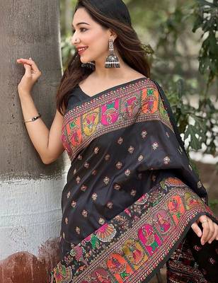 Black floral zari silk blend designer banarasi saree 4