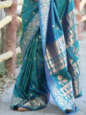 Teal ethnic motifs woven design zari kanjeevaram saree 4