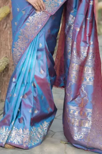 Grey woven design zari kanjeevaram saree
