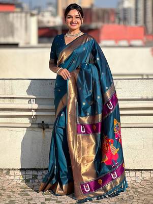 Blue woven design zari kanjeevaram saree 1