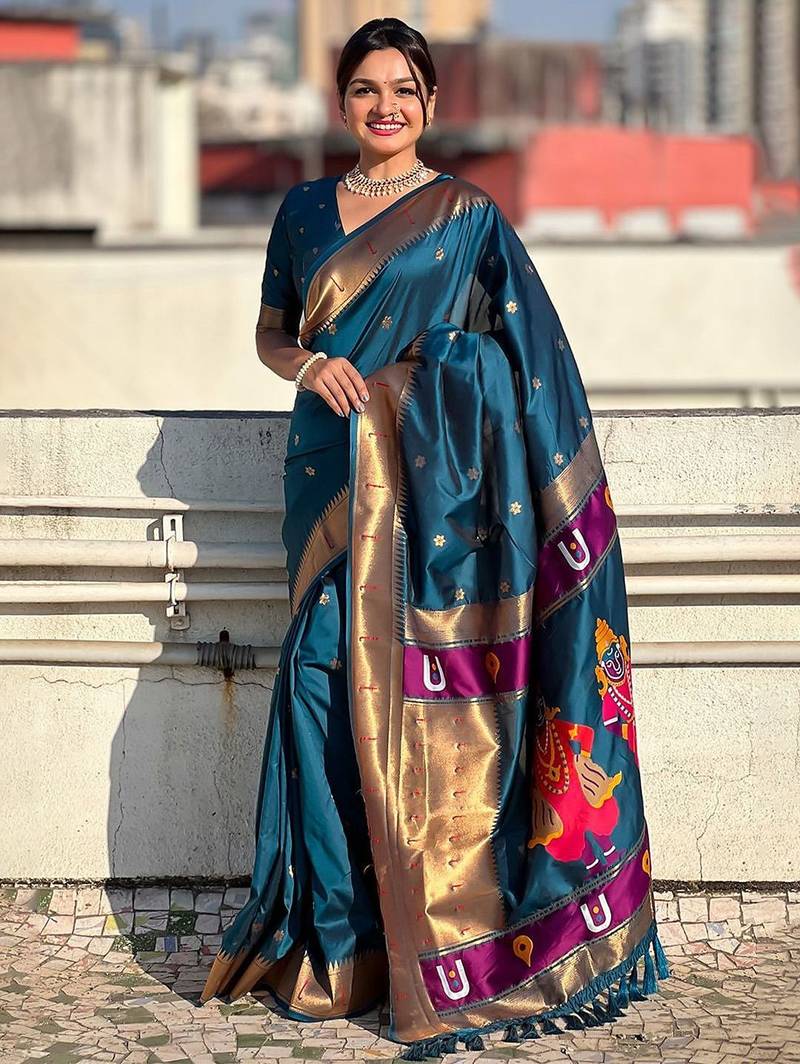 Blue woven design zari kanjeevaram saree