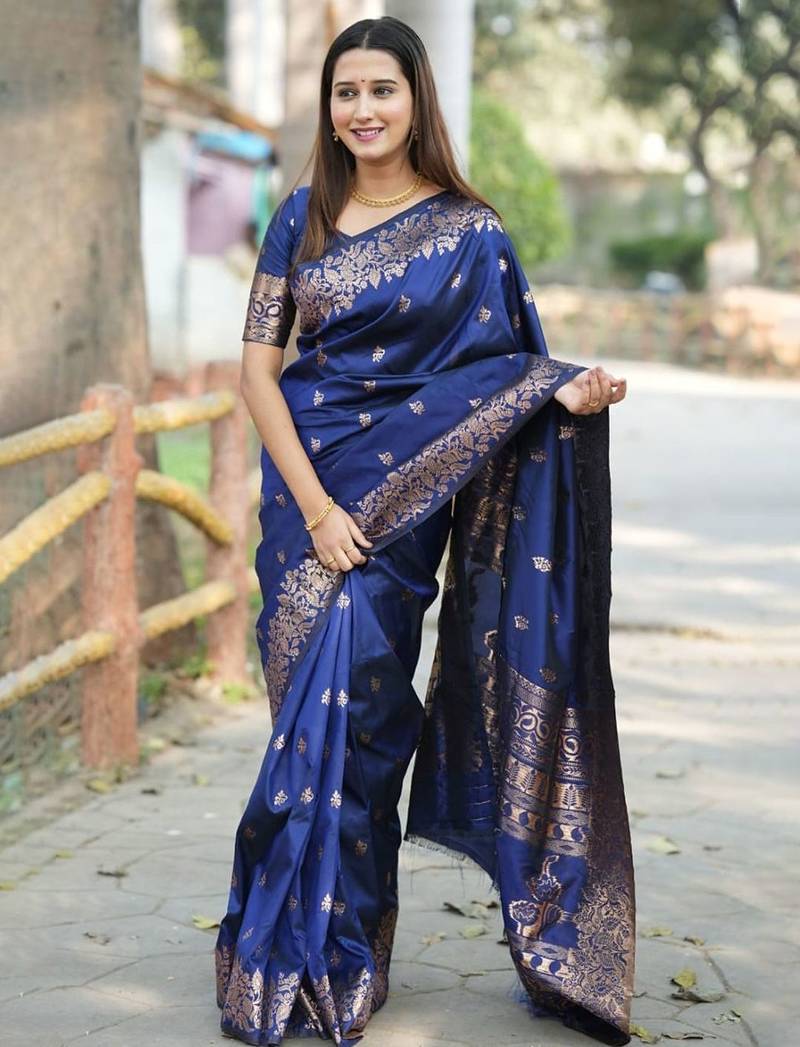 Blue woven design zari kanjeevaram saree