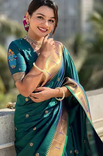 Green woven design zari kanjeevaram saree