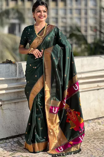 Green floral zari kanjeevaram saree